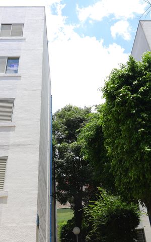 Apartamento para alugar com 43m², 2 quartos e sem vagaPlaca instalada na janela do imóvel - Código da placa JHAR-467