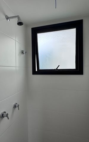 Apartamento à venda com 88m², 3 quartos e 2 vagasSuíte - Banheiro