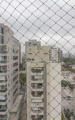 Apartamento à venda com 203m², 4 quartos e 3 vagas