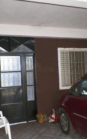 Casa à venda com 125m², 3 quartos e 2 vagas