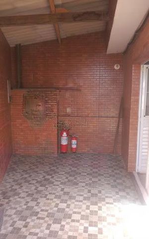 Casa à venda com 148m², 3 quartos e 2 vagas