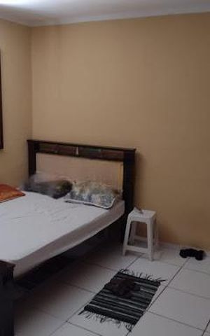 Casa à venda com 230m², 1 quarto e 1 vaga