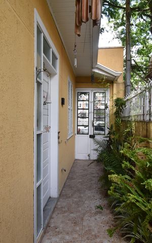 Apartamento para alugar com 60m², 2 quartos e sem vagaEntrada comum
