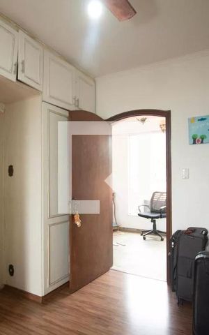 Casa para alugar com 1100m², 6 quartos e 12 vagas