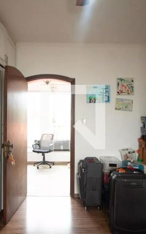 Casa para alugar com 1100m², 6 quartos e 12 vagas