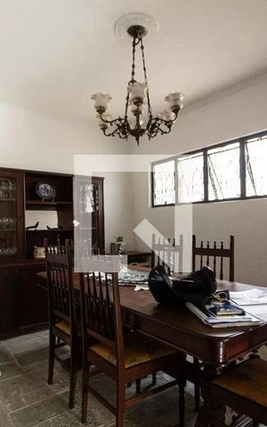 Casa para alugar com 1100m², 6 quartos e 12 vagas