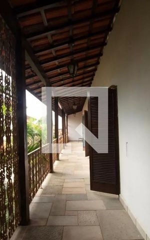 Casa para alugar com 1100m², 6 quartos e 12 vagas
