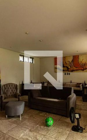 Casa para alugar com 1100m², 6 quartos e 12 vagas