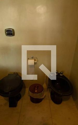 Casa para alugar com 1100m², 6 quartos e 12 vagas