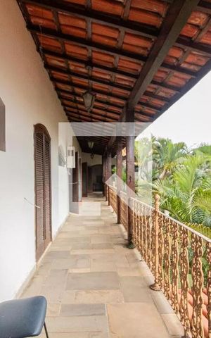 Casa para alugar com 1100m², 6 quartos e 12 vagas