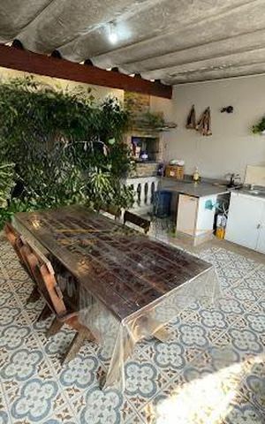 Casa à venda com 180m², 3 quartos e 2 vagas