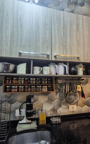 Apartamento para alugar com 36m², 1 quarto e sem vaga Apartamento para alugar com 36m², 1 quarto e sem vagaCozinha - Armários