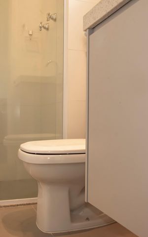 Apartamento à venda com 127m², 3 quartos e 3 vagasBanheiro da Suíte 1