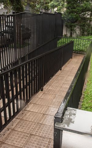 Apartamento à venda com 127m², 3 quartos e 3 vagasHall de entrada - Rampa de acesso