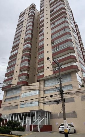 Apartamento à venda com 135m², 3 quartos e 3 vagas Apartamento à venda com 135m², 3 quartos e 3 vagasFachada e Portaria