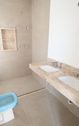 Casa de condomínio à venda com 155m², 3 quartos e 2 vagasBanheiro Suíte 3