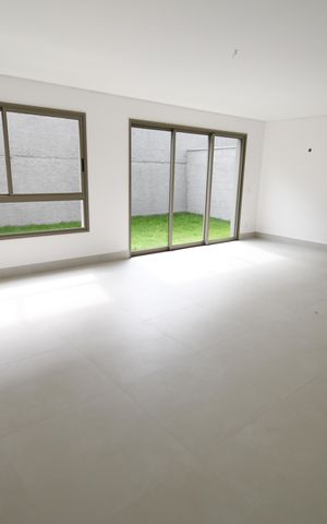 Casa de condomínio à venda com 155m², 3 quartos e 2 vagasSala