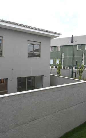 Casa de condomínio à venda com 155m², 3 quartos e 2 vagasQuarto Suíte 2 - Vista