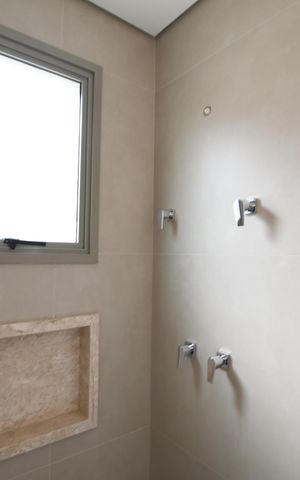 Casa de condomínio à venda com 155m², 3 quartos e 2 vagasBanheiro Suíte 1