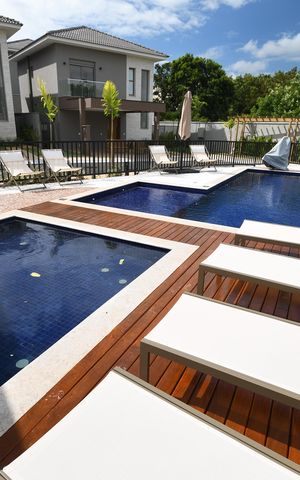 Casa de condomínio à venda com 155m², 3 quartos e 2 vagasÁrea comum - Piscina