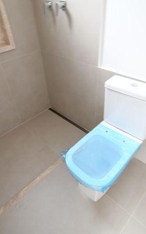 Casa de condomínio à venda com 155m², 3 quartos e 2 vagasBanheiro Suíte 1
