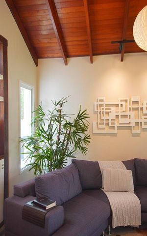 Casa de condomínio à venda com 360m², 3 quartos e 6 vagasSala de Estar 2