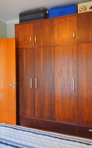 Casa de condomínio à venda com 360m², 3 quartos e 6 vagasQuarto 2