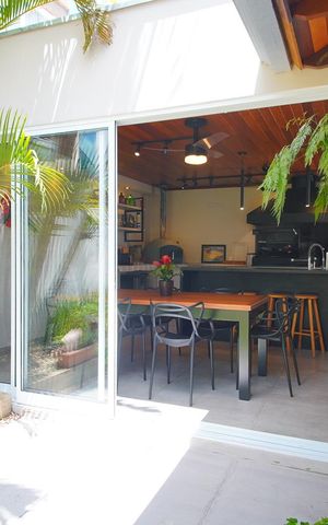 Casa de condomínio à venda com 360m², 3 quartos e 6 vagasEspaço Gourmet