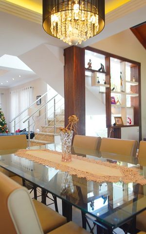 Casa de condomínio à venda com 360m², 3 quartos e 6 vagasSala de Jantar