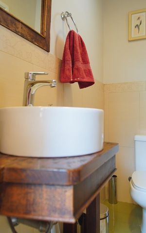 Casa de condomínio à venda com 360m², 3 quartos e 6 vagasLavabo