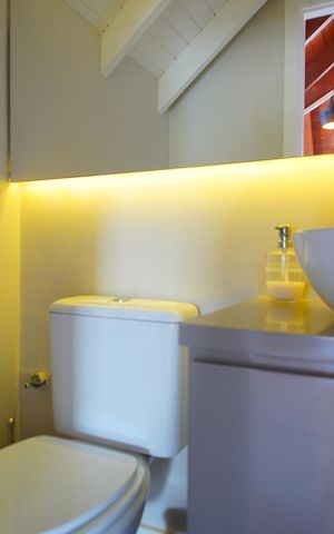 Casa de condomínio à venda com 360m², 3 quartos e 6 vagasSótão - Lavabo
