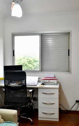 Apartamento à venda com 140m², 4 quartos e 2 vagas Apartamento à venda com 140m², 4 quartos e 2 vagasQuarto 1