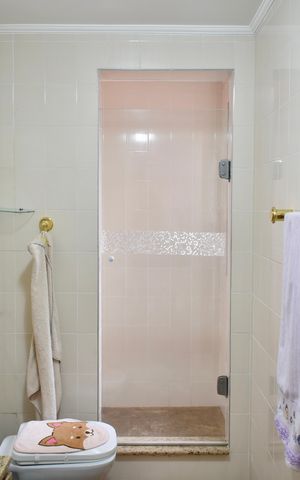 Apartamento à venda com 140m², 4 quartos e 2 vagas Apartamento à venda com 140m², 4 quartos e 2 vagasBanheiro Social