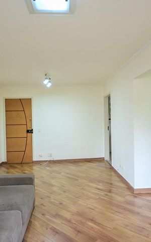 Apartamento para alugar com 70m², 3 quartos e 1 vagaSala