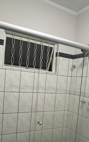 Casa à venda com 268m², 5 quartos e 4 vagas Casa à venda com 268m², 5 quartos e 4 vagasBanheiro Suíte
