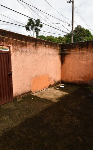 Casa à venda com 268m², 5 quartos e 4 vagasQuintal