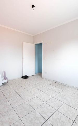 Casa à venda com 250m², 6 quartos e 4 vagasQuarto 2