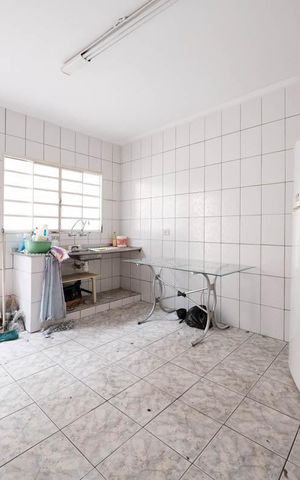 Casa à venda com 250m², 6 quartos e 4 vagasCozinha