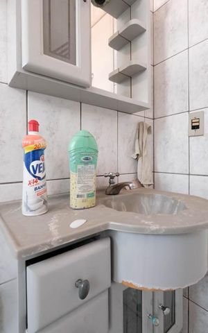 Casa à venda com 250m², 6 quartos e 4 vagasBanheiro 1