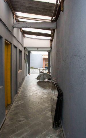 Casa para alugar com 250m², 5 quartos e 1 vagaCorredor Casa 2