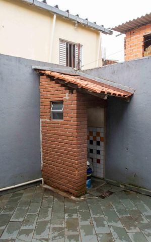 Casa para alugar com 250m², 5 quartos e 1 vagaÁrea de Serviço Casa 2