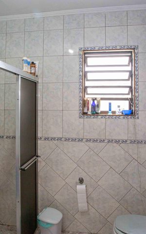 Casa para alugar com 250m², 5 quartos e 1 vagaBanheiro da Suíte Casa 1