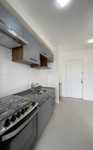 Apartamento para alugar com 44m², 2 quartos e 1 vaga Apartamento para alugar com 44m², 2 quartos e 1 vagaCozinha e Área de Serviço