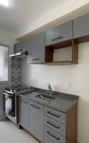 Apartamento para alugar com 44m², 2 quartos e 1 vaga Apartamento para alugar com 44m², 2 quartos e 1 vagaCozinha e Área de Serviço