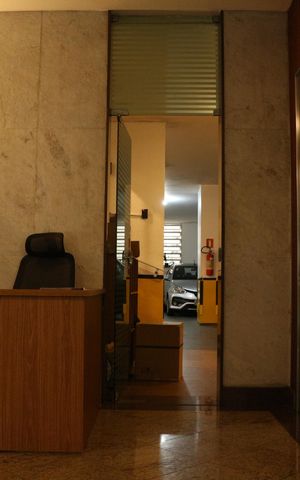 Apartamento à venda com 150m², 3 quartos e 1 vagaFachada e portaria