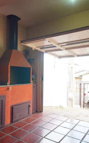Casa à venda com 200m², 3 quartos e 1 vagaChurrasqueira