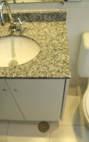 Apartamento à venda com 56m², 2 quartos e 1 vagaBanheiro 