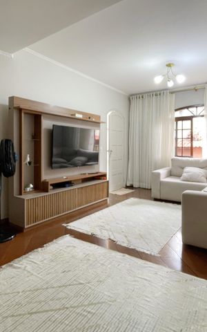 Casa à venda com 190m², 3 quartos e 4 vagas