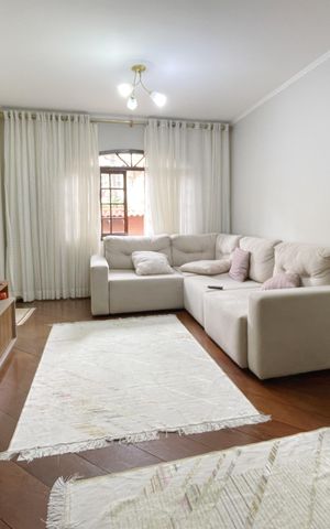 Casa à venda com 190m², 3 quartos e 4 vagas