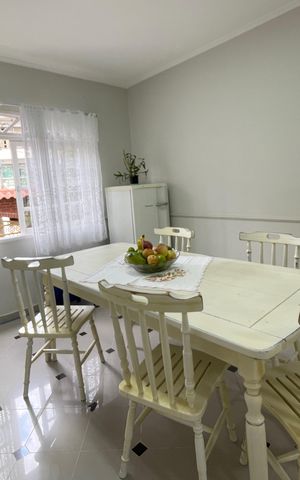 Casa à venda com 190m², 3 quartos e 4 vagas